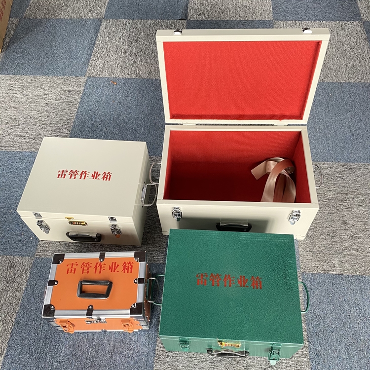 李沧爆破工程作业箱如何选择？玻璃钢与传统材质的全面对比